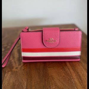 Coach Tech phone Wallet In Colorblock With Stripe